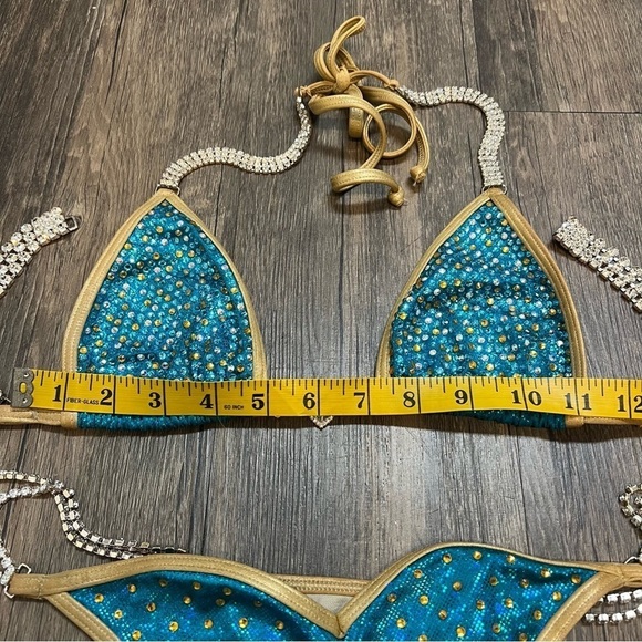 Competition Bikini Suit Bodybuilding Gold Encrusted Rhinestone Blue Muscle Fit S - Picture 14 of 17